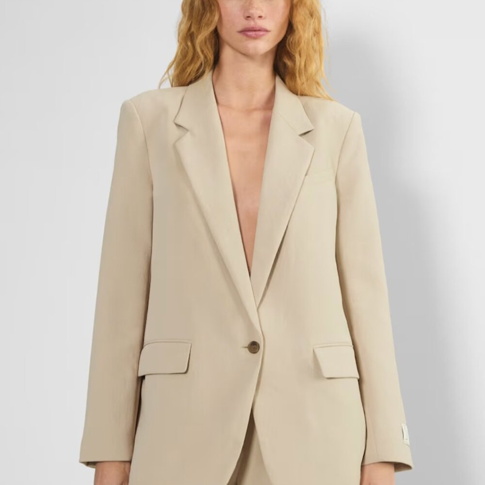 NWT Aritzia Generation Blazer Marcona Beige 12